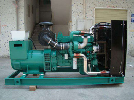 木棠镇1100kw康明斯柴油发电机组